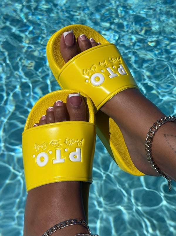 *NEW* Summer Fine Yellow Slides