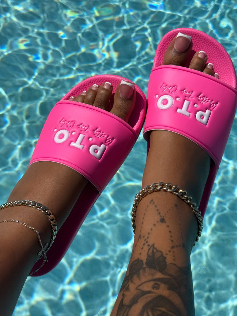 *NEW* Poppin’ In Pink Slides