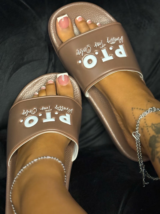 *NEW* Pretty Brown Slides